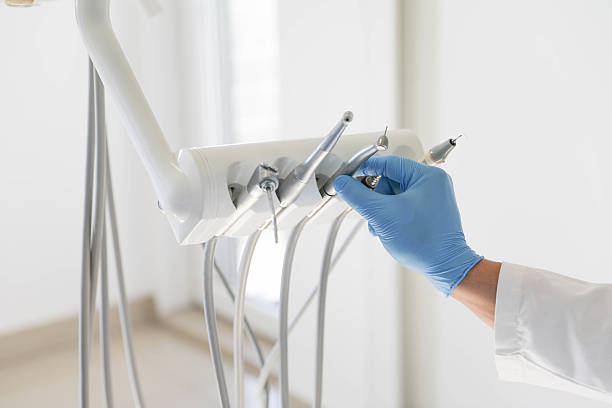24/7 Emergency Wisdom Tooth Removal experts in East Bronson, FL